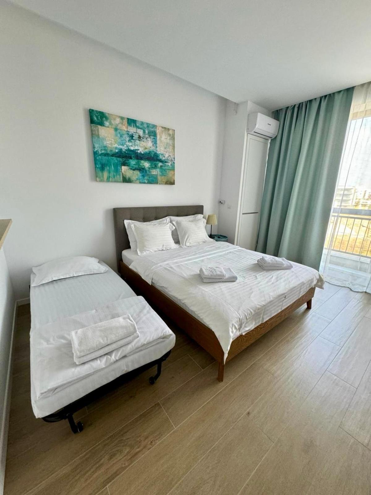 Appartamento Cez Studio Mamaia Nord Năvodari Esterno foto